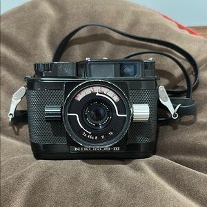 Nikonos III Film Camera
